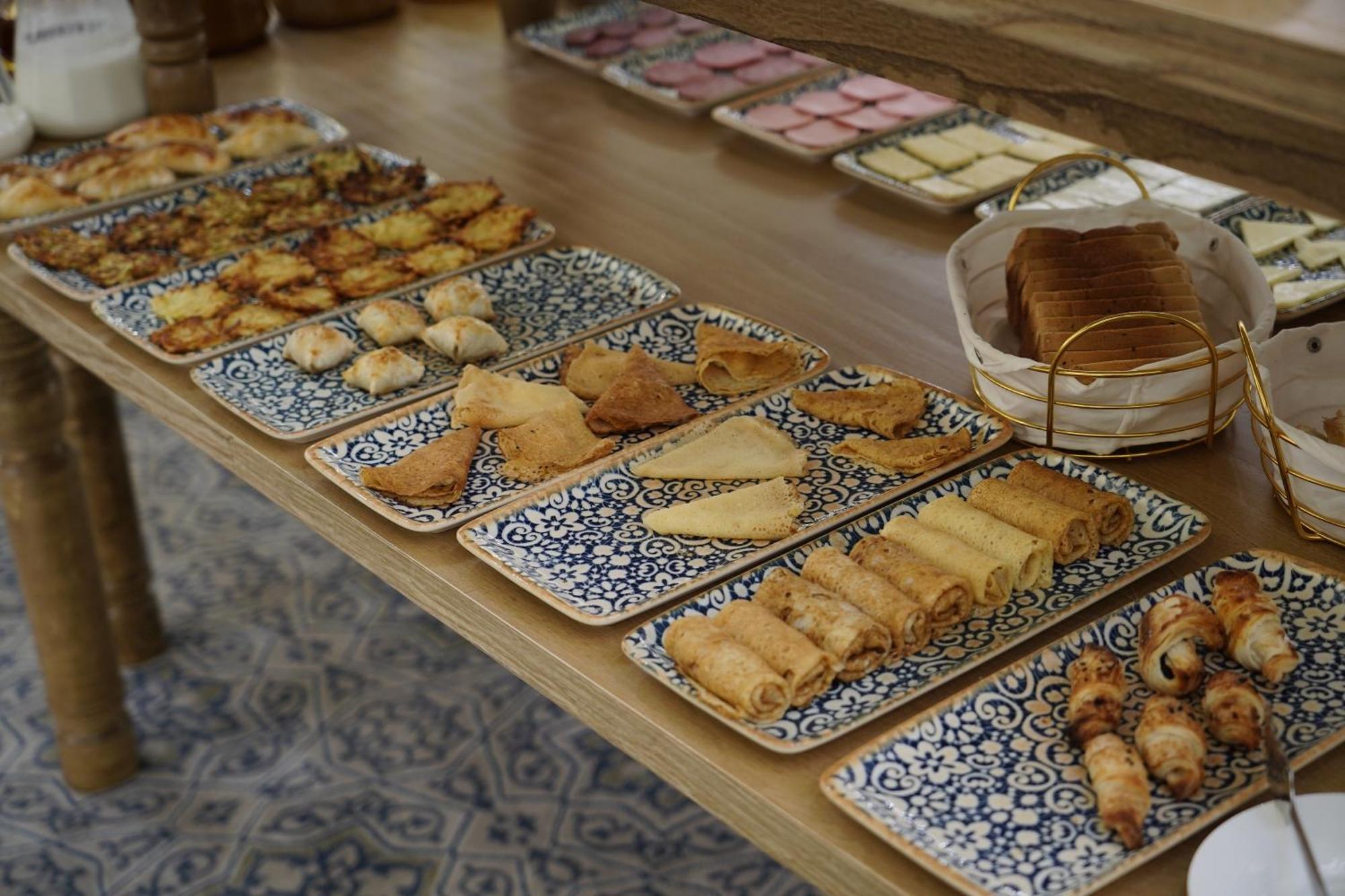 Sandhill Hotel Самарканд Екстериор снимка