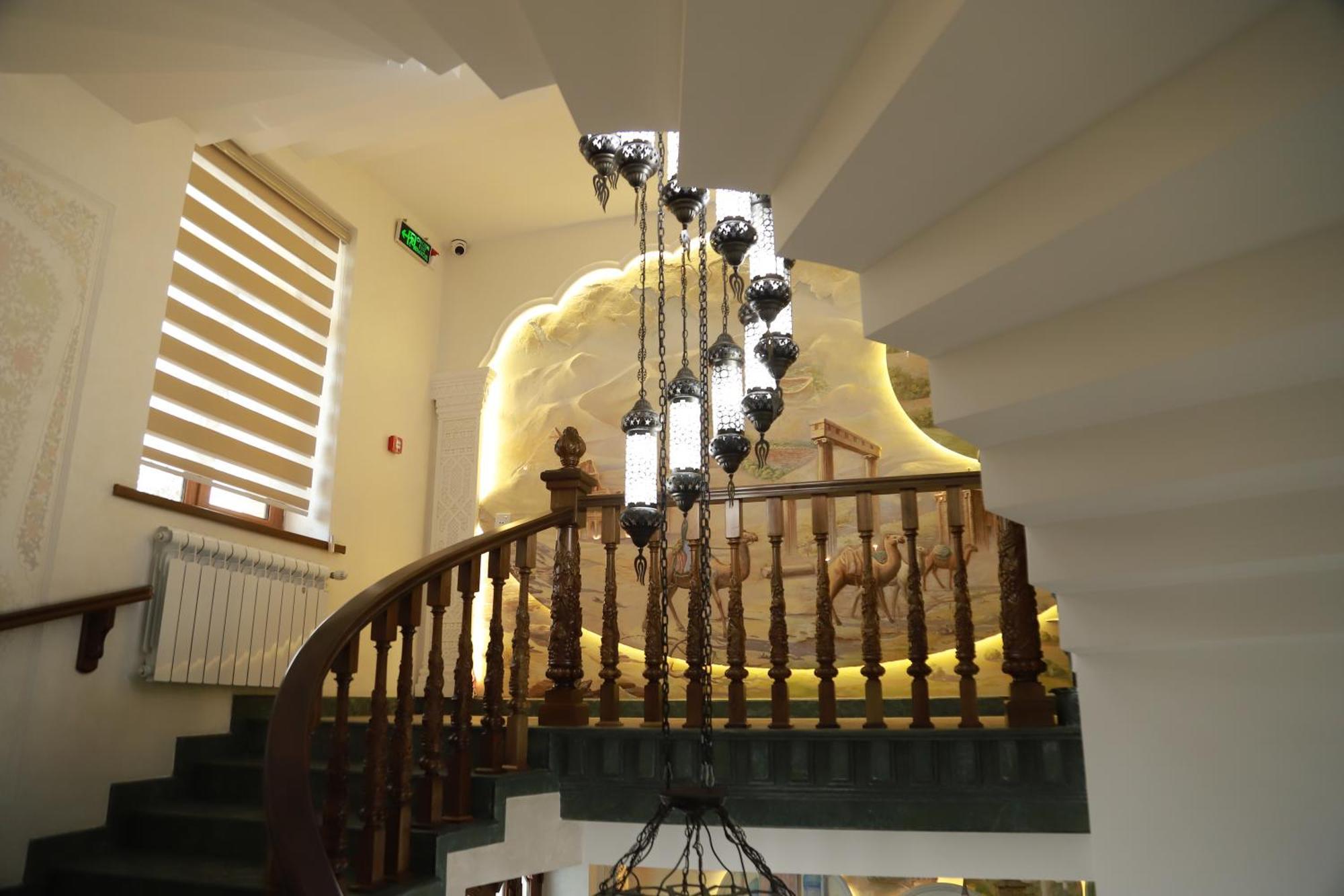 Sandhill Hotel Самарканд Екстериор снимка