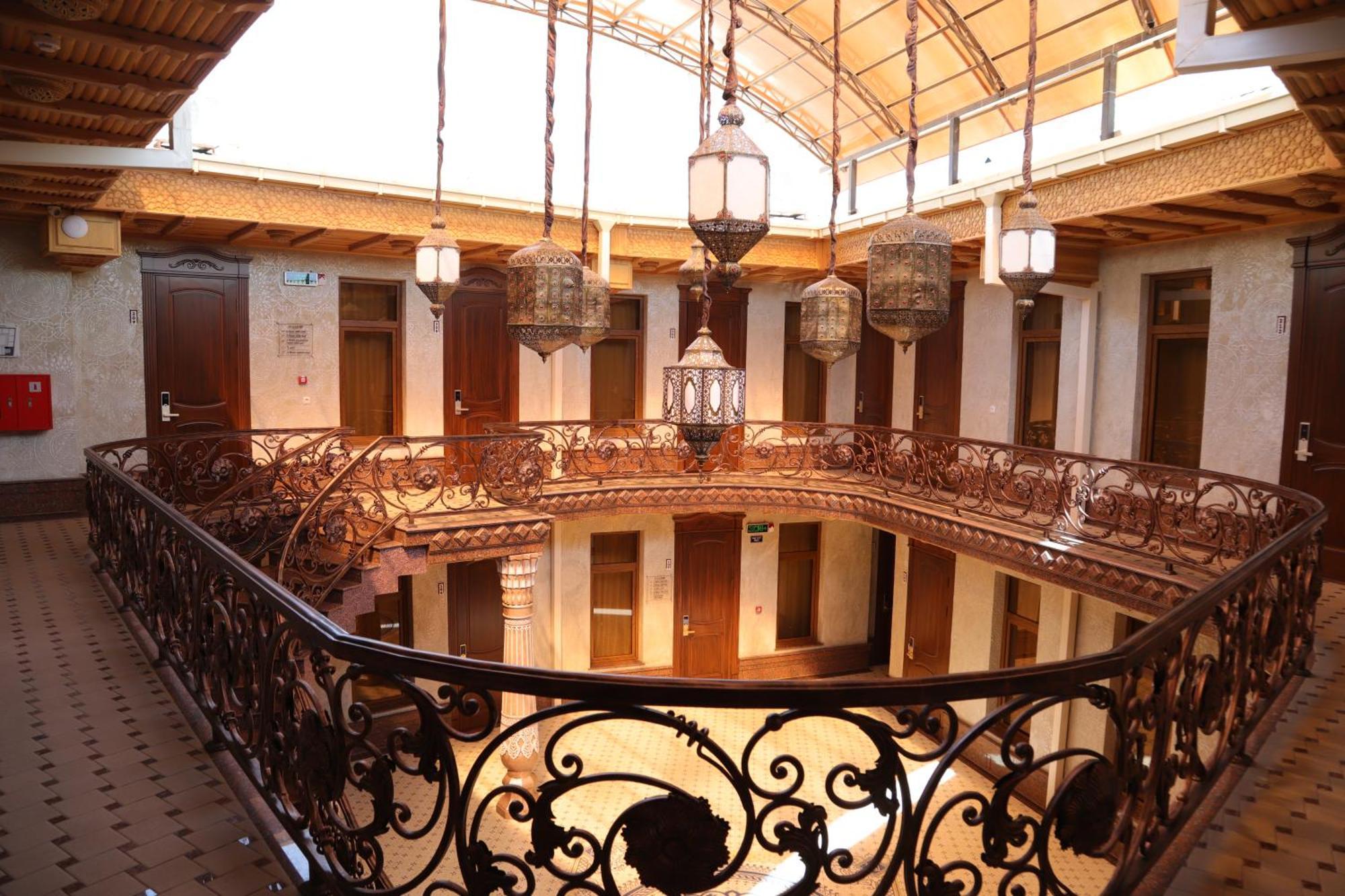 Sandhill Hotel Самарканд Екстериор снимка