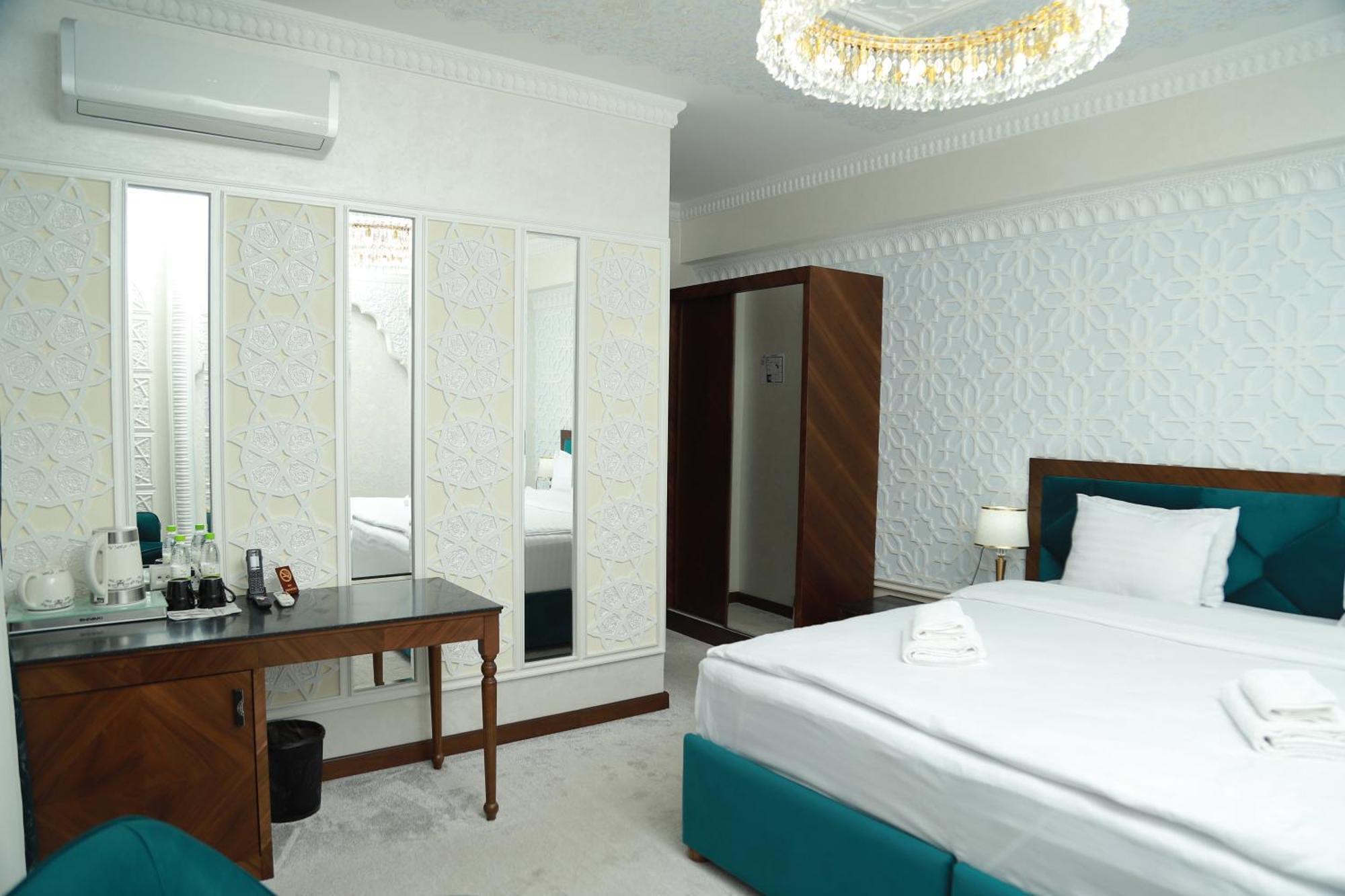 Sandhill Hotel Самарканд Екстериор снимка