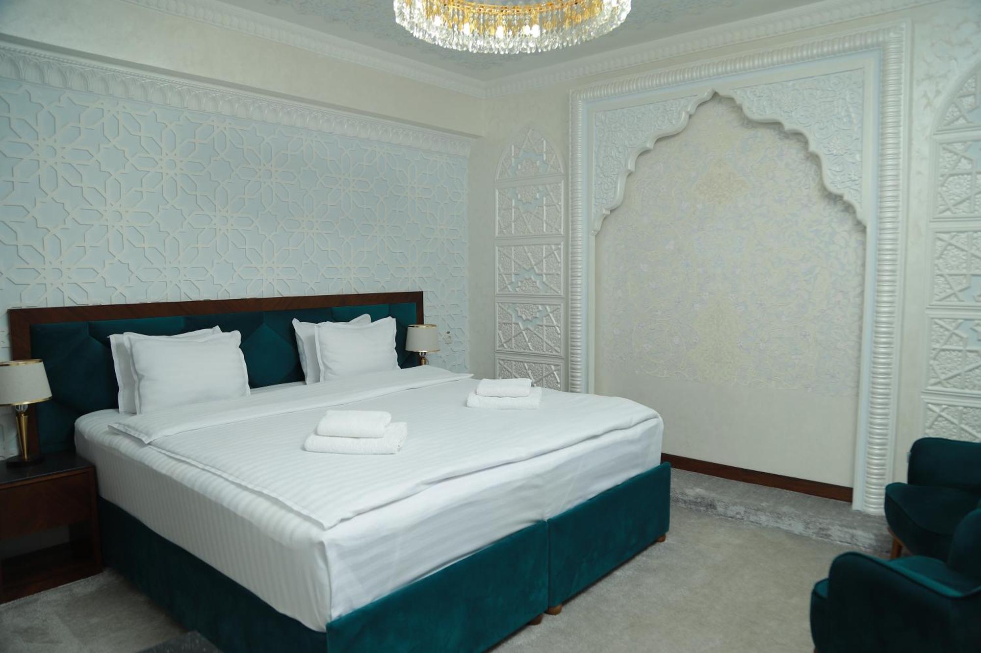 Sandhill Hotel Самарканд Екстериор снимка